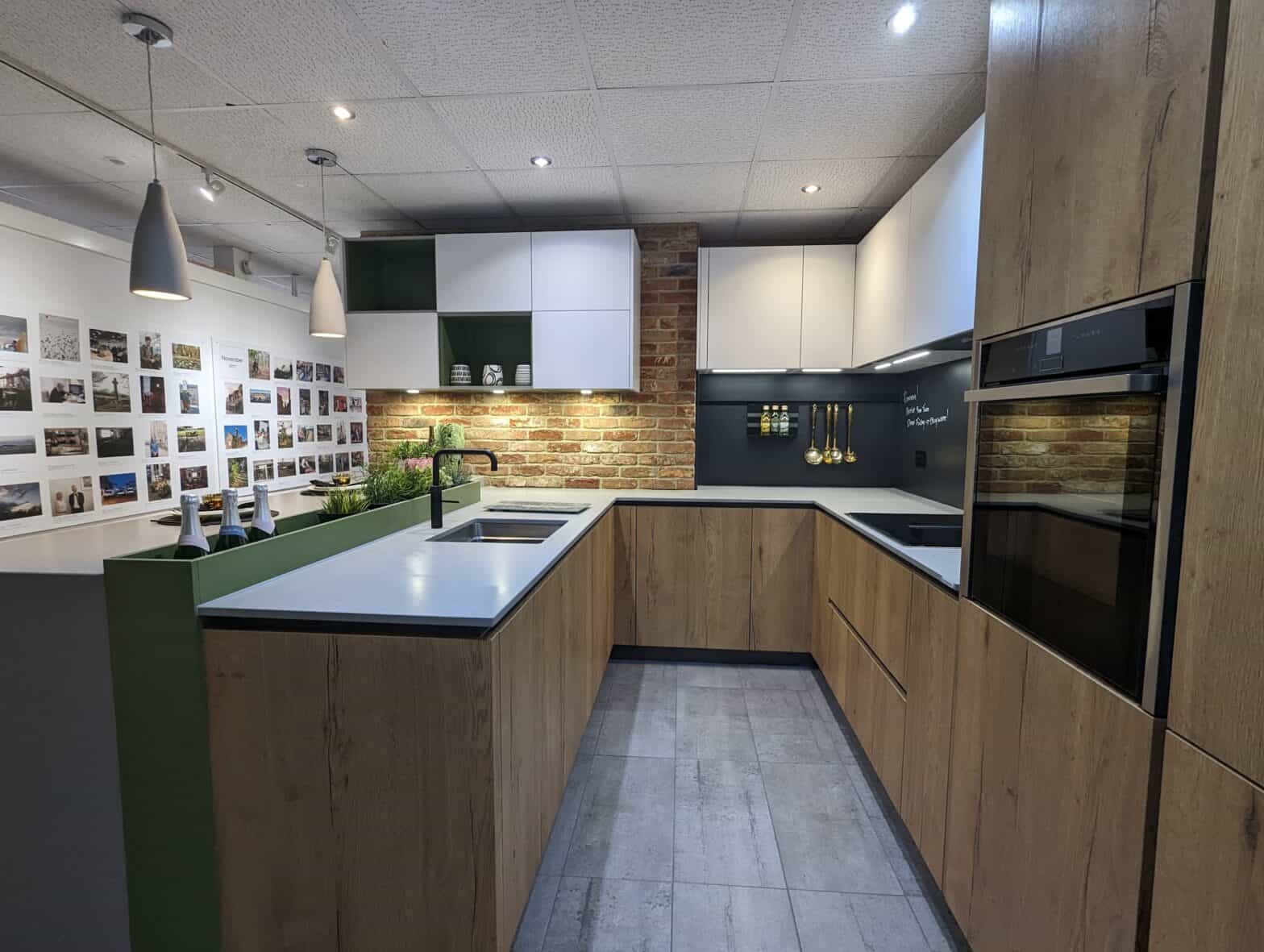Display – Wood effect kitchen
