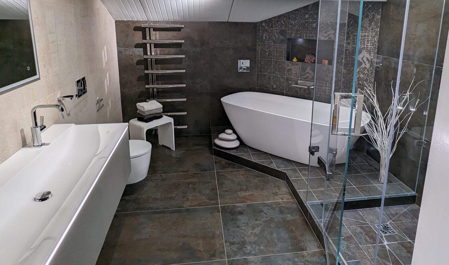 Display – Luxury Bathroom